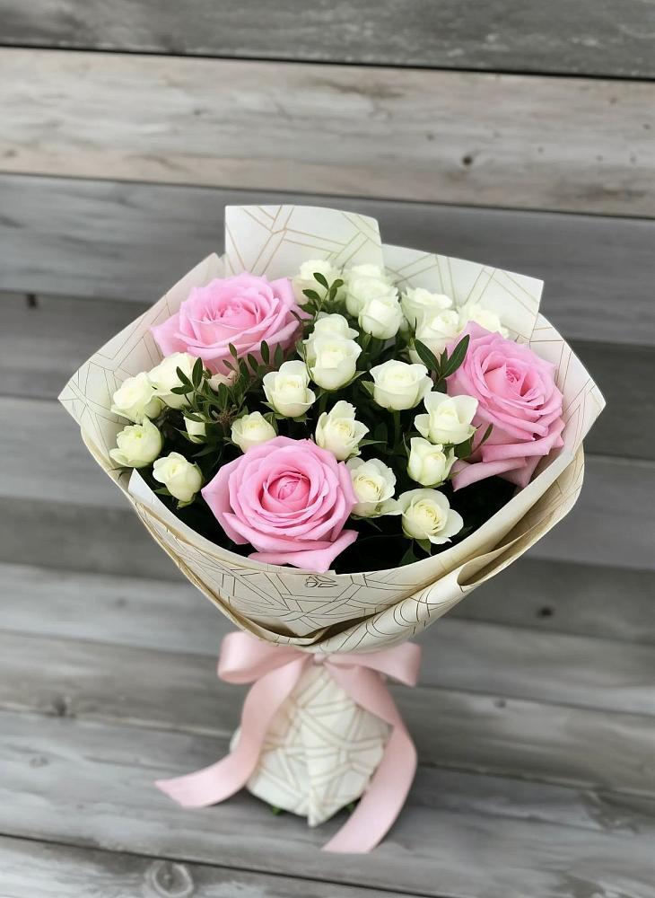 Букет цветов из: Розы в Очере