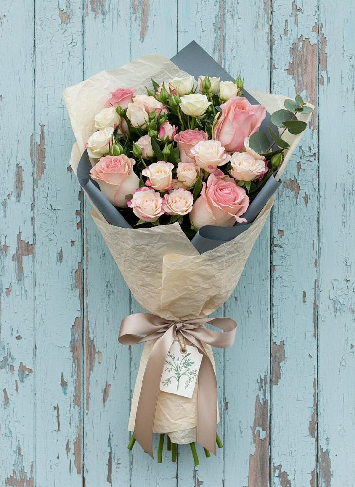 Букет цветов из: Розы в Очере