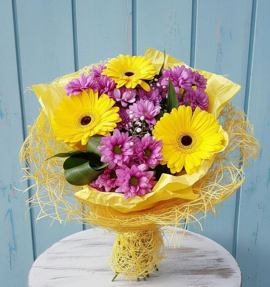 Букет цветов из: Хризантемы и Герберы в Очере
