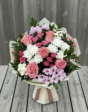 Букет цветов из:  Альстромерии, Гвоздики, Розы и Хризантемы в Очере