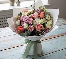 Букет цветов из:  Розы, Лизиантусы и Гвоздики в Очере