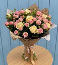 Букет цветов из:  Розы в Очере