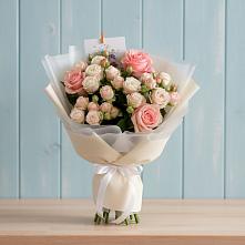 Букет цветов из:  Розы в Очере