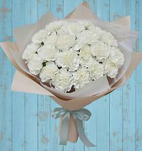 Букет цветов из:  Гвоздики в Очере